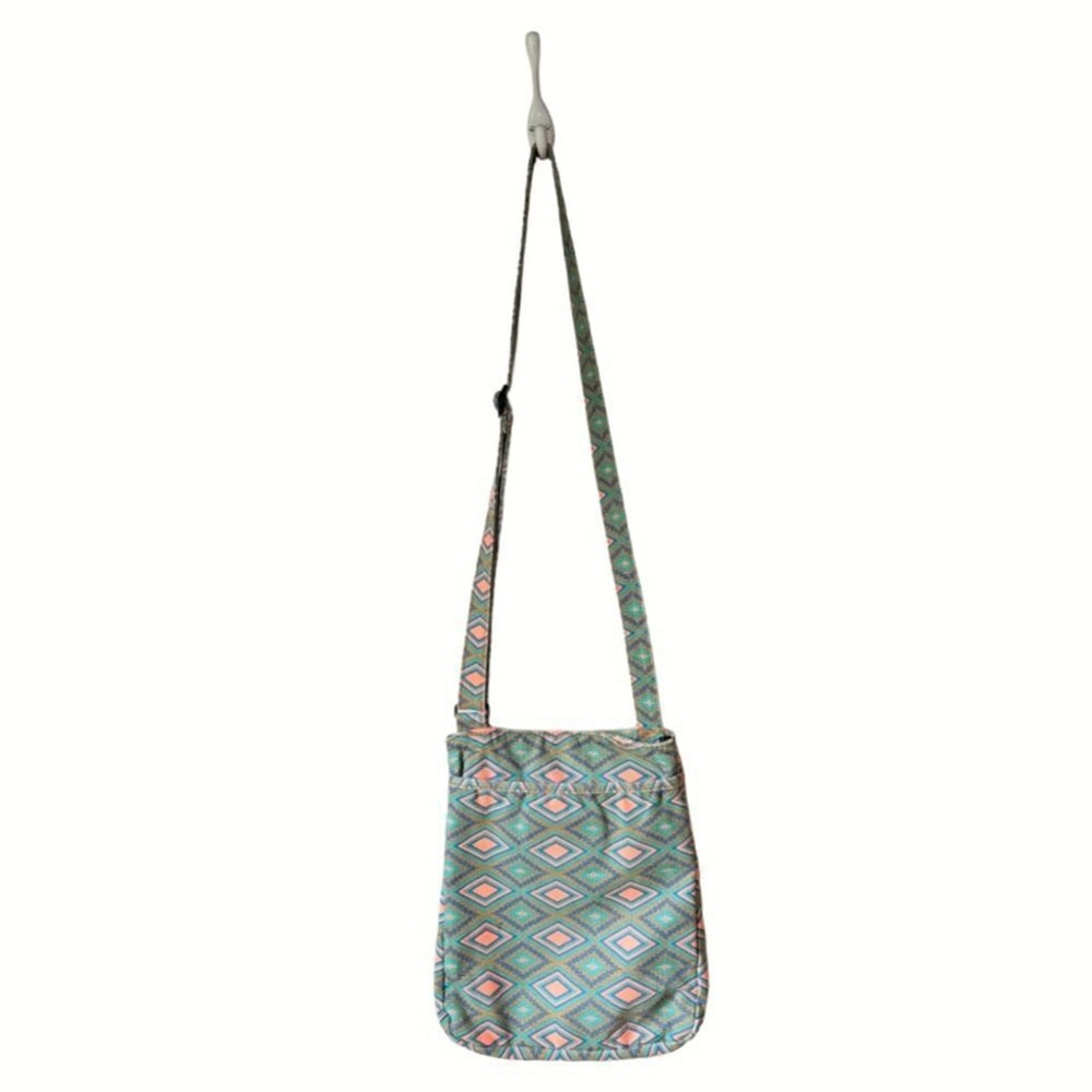 Kavu Keepalong Crossbody Bag in Diamond Print - Picture 2 of 9